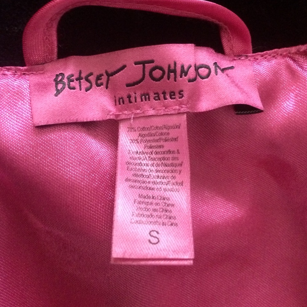 Betsey Johnson Black Robe - Picture 5 of 5